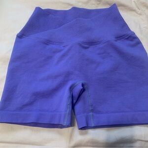 Lavender Purple Women's Shorts Stretchy Gymwear Booty Fitness Scrunched‎ Butt